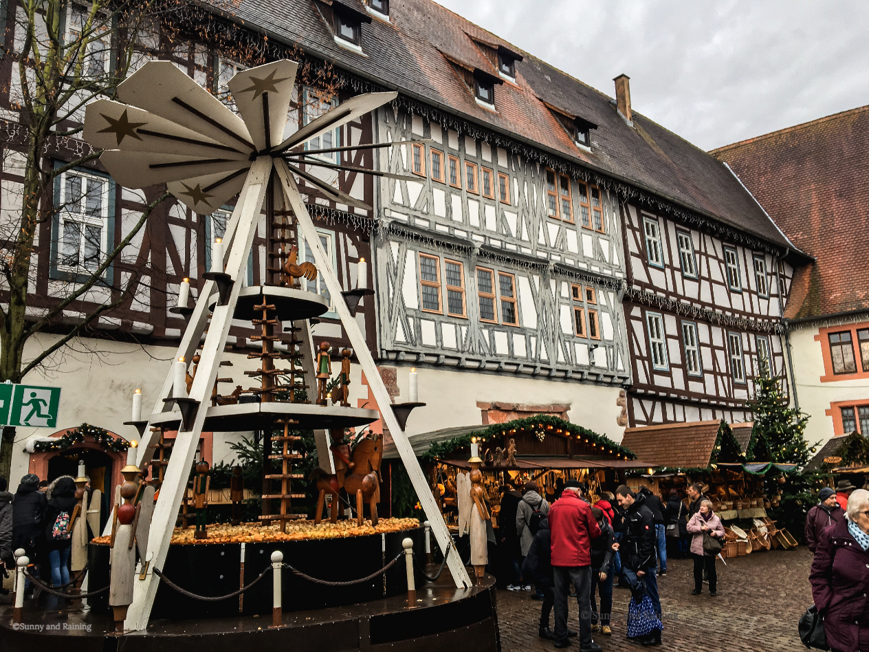 Michelstadt Christmast Market © Sunny and Raining